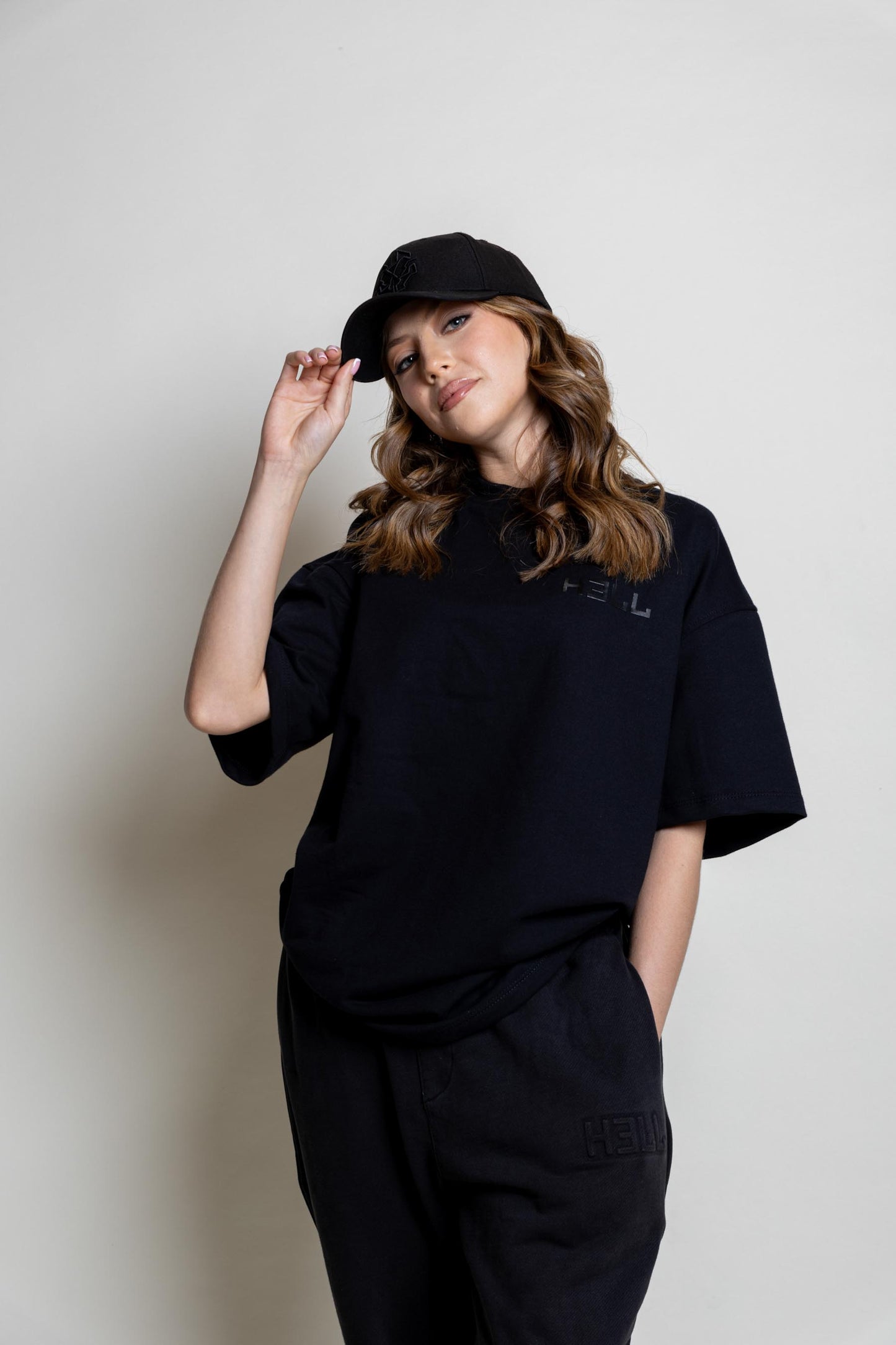 Basic HELL T-shirt Black/Black (Mujer)