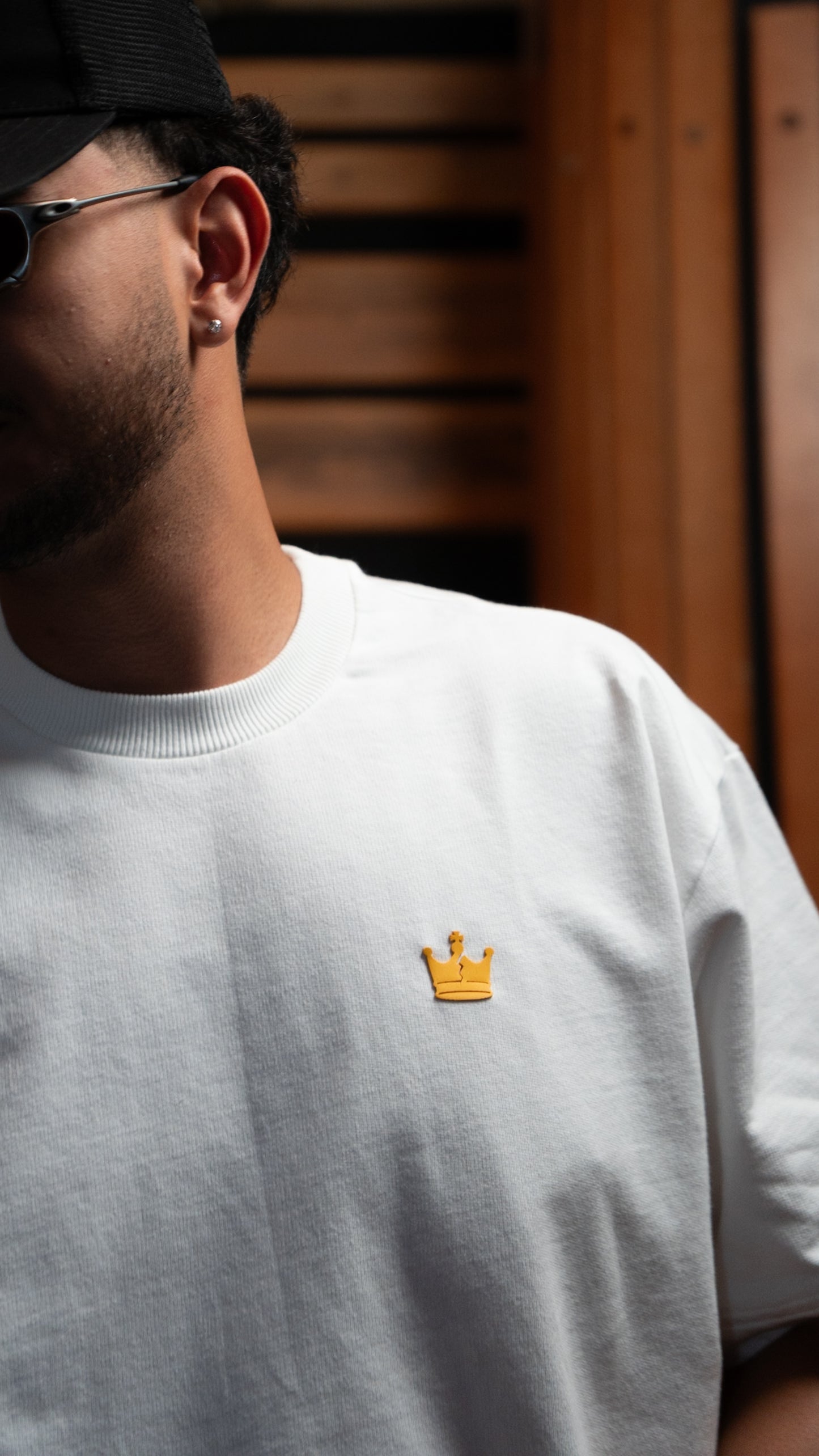 CROWN - WHITE TEE