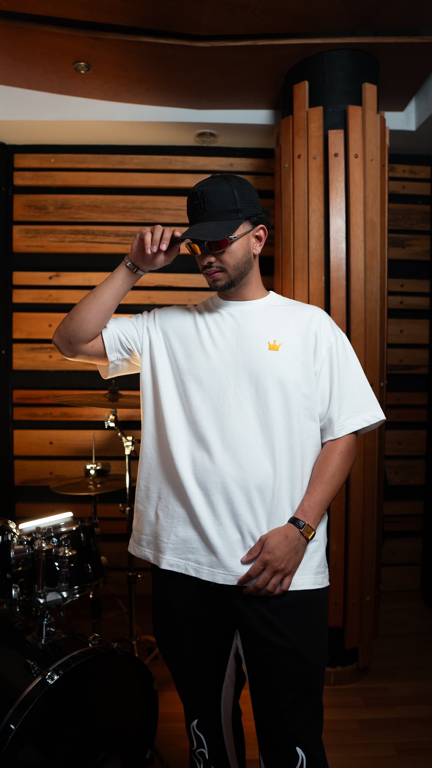 CROWN - WHITE TEE
